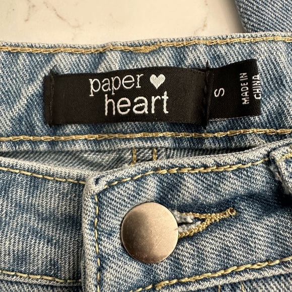 Paper Heart medium wash red ribbon cropped side striped jeans, frayed hem Size S - Picture 4 of 4